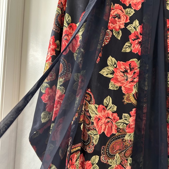 Victoria’s Secret Vintage Gold Label Robe - Picture 2 of 8